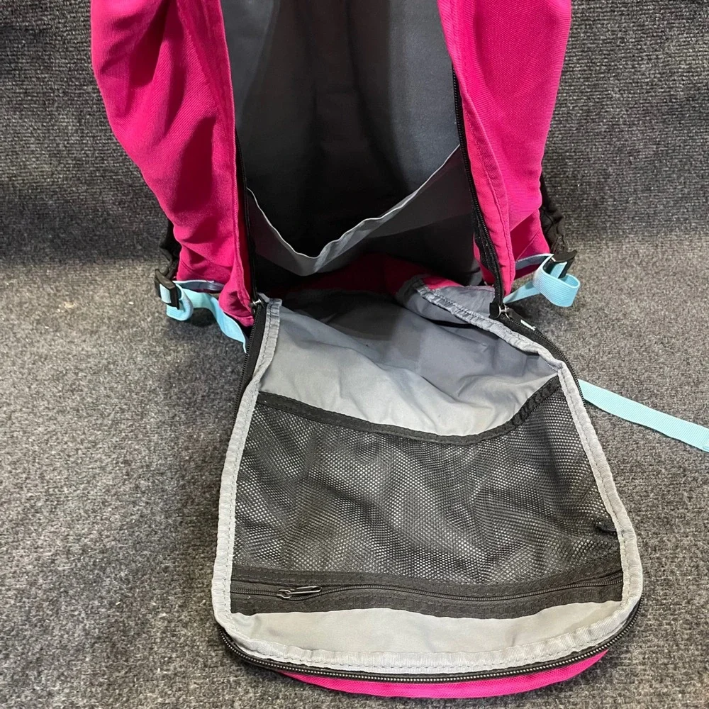 Nike BZ9494-644 Hayward‎ Futura Backpack Pink/Teal Logo School Gym Bag Daypack